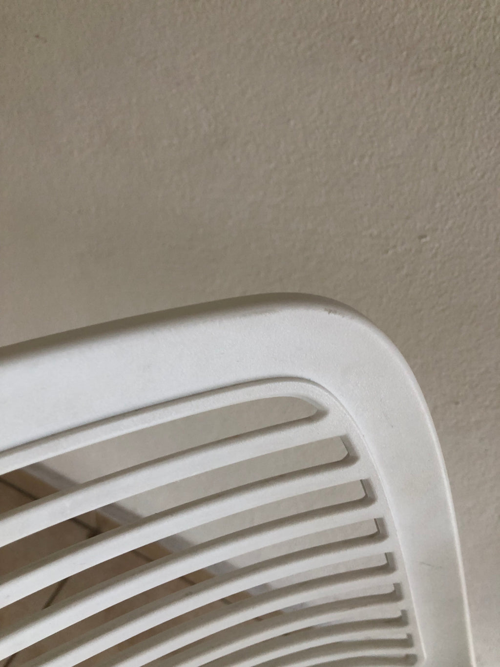 SILLA “MODERN” BLANCA