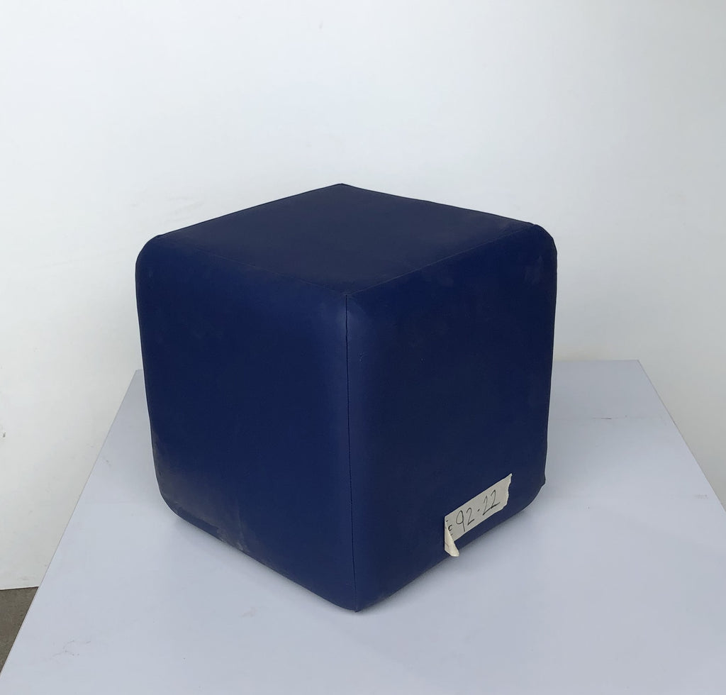 Butaca Cubica Azul