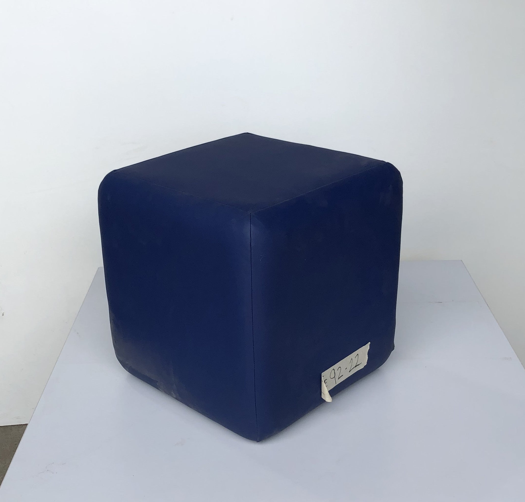 Butaca Cubica Azul