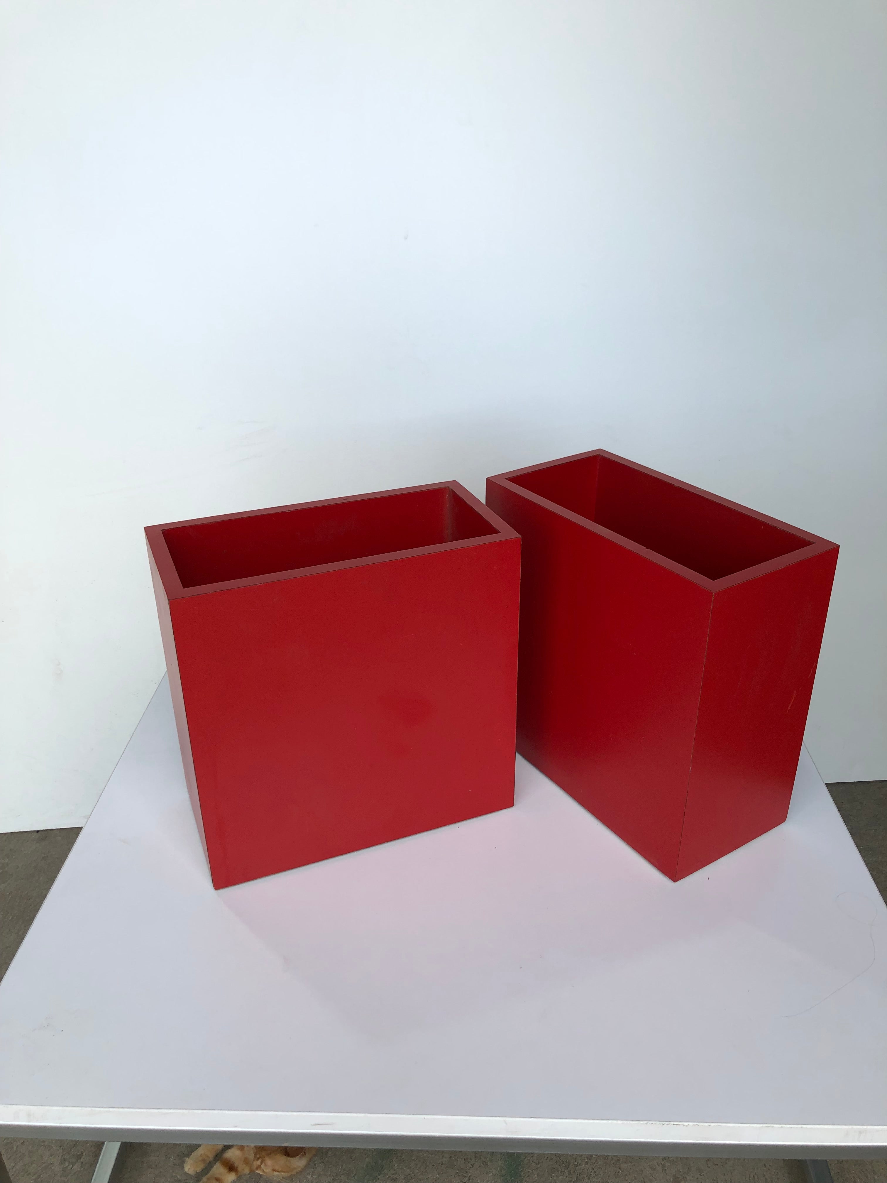 Basurero Rojo