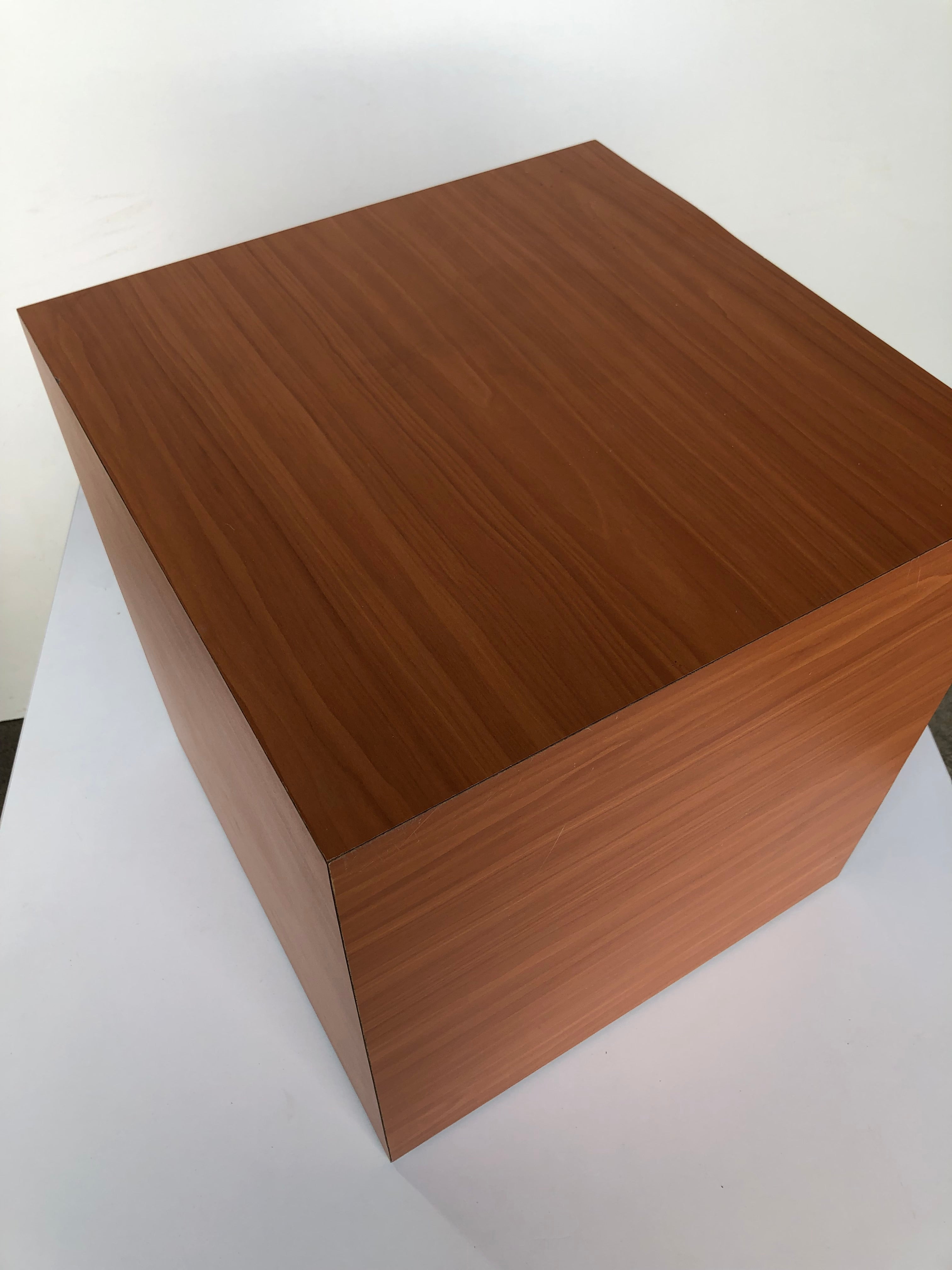 Mesa Cubica